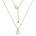 Detailed macro view of the gold oval pendant with zircon inlay and lobster clasp closure - Letter O (XL00063-O)