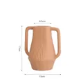 Jarrón de cerámica terracota mate con textura acanalada y asas dobles, de 17 cm - Marrón TS130