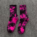 Rosa und schwarz gebatikte Baumwollsocken für Paare mit modischem Streetstyle-Muster - Einheitsgröße / Pink-Schwarz Batik