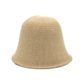 Gros plan du chapeau bob en laine tricotée montrant la texture kaki et les coutures - M (56-58cm) / Beige