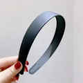 Cerchietto per capelli uomo grigio scuro opaco largo 2,5 cm con design sportivo - [indistruttibile] Modello Con Superficie Liscia Larga 25