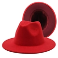 Detailansicht des roten Wollfilzhutes mit burgunderrotem Innenfutter und breiter Krempe - L (59-61cm) / Rot mit weinrotem Boden