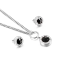 Silbernes Schmuckset mit schwarzem Kristallanhänger und passenden Ohrsteckern - Silber Schwarz (KS136114-Z)