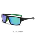 Lunettes de soleil sport polarisées avec monture noir mat et verres miroirs verts - Monture Noire Verres Verts