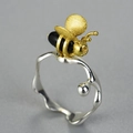 Natural agate honey bee ring in 925 sterling silver with matte gold and silver finish - US 8 / Tri-color (Gold/Silver/Rose Gold)