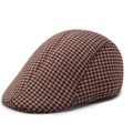 Classic brown houndstooth flat cap made of thick wool fabric for elderly men - 58cm One Size / Brown Houndstooth