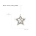 Stella decorativa bianco argento 10 cm con design a tre strati per l'albero di Natale - 10cm / Ciondolo a Stella in Legno (Bianco Argento)