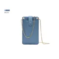 Détail de la pochette téléphone bleue à texture tressée et bandoulière chaîne dorée - Bleu