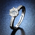 Macro shot of a six-prong silver adjustable ring with a brilliant one-carat round cut stone - Y086【1 Carat】
