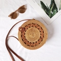 Borsa rotonda in rattan marrone fatta a mano con tracolla e chiusura in pelle - Borsa con fibbia in pelle floreale 20*8cm