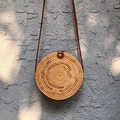 Borsa a tracolla rotonda in rattan intrecciato Bali con cinturino e fibbia in pelle - Fibbia in pelle a pentagramma 20*8cm