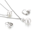 Elegantes 18K vergoldetes doppellagiges Perlenhalsketten- und Ohrringset für Damen - Silbernes Zweilagiges Perlenhalsketten-Ohrring-Set (KS136120-Z)