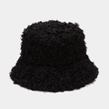 Detalle de cerca de la textura de forro polar negro en un sombrero de pescador - M / Negro