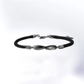 Minimalistisches Mobius Silber-Charm-Armband mit schwarzem Webseil und Verschluss - 925er Silber / Herrenstil