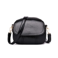 Petit sac rond noir en cuir PU à trois couches avec texture plissée et détails dorés - Noir