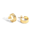Vertikal gestreifte C-förmige Ohrringe mit 14K Goldbeschichtung und poliertem Metallglanz - 14K Vergoldetes Kupfer / 925 Silberstift / Gold