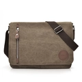 Bruine canvas heren schoudertas in retrostijl met flap en verstelbare draagriem - Bruin