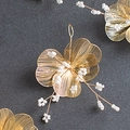 Barocke goldene Braut-Haarklammer mit Drahtblumen und weißen Perlen im Vintage-Stil - Stil 4 Kleiner Haarschmuck