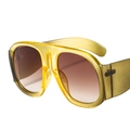 Oversized retro sunglasses with transparent yellow frame and gradient brown lenses - Yellow Frame Brown Lens