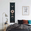 Arazzo bohémien nero fasi lunari con stelle dorate e nappe decorative inferiori - Eclissi Lunare Nera