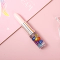 Penna gel a forma di rossetto con tappo rosa e gemme colorate in fusto trasparente - Penna perlata rosa chiaro