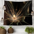 Detail eines 3D-Fraktal-Wandteppichs mit bernsteinfarbener Kunst auf schwarzem Stoff - Goldene Fraktale Blume