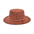 Cappello fedora leopardato a tesa piatta con cinturino in pelle e borchie oro - M(56-58cm) / Borgogna