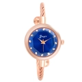 Orologio a bracciale in acciaio oro rosa da donna con quadrante blu scuro e cristalli - Oro Rosa / Quadrante Blu