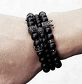 Set di 3 bracciali in perle nere opache con ciondoli a corona e sfere di zirconi - Set da 3 pezzi Corona + Sfera di perforazione / Nero