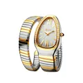Dettaglio della cassa orologio a testa di serpente con castone di cristalli e corona - Quadrante Bianco Bicolore
