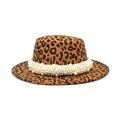 Classico cappello jazz leopardato a tesa piatta con elegante fascia di perle da donna - M(56-58cm) / Khaki Leopardato