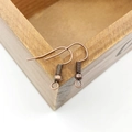 DIY Ohrring-Zubehör mit bronzierten Ohrhaken mit Feder und Kugel für Schmuckherstellung - 100 Stk/Packung / Antikes Rotkupfer