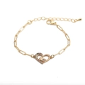 Verstellbares goldenes Hip-Hop Cuban Armband mit Zirkon-Herz und Babyfuß-Anhängern - Gold Herz Fußabdruck