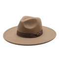 Klassischer Fedora-Hut aus kamelfarbenem Wollfilz mit breiter Krempe und dunklem Satinband - M (56-58cm) / Dunkelviolettgrau