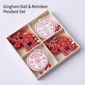Set di ornamenti natalizi in legno con renne e palline in una scatola di legno regalo - Ornamenti Palla a Quadretti e Renna