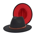 Dettaglio cappello fedora con esterno nero e interno rosso a contrasto e nastro marrone - Nero + Interno Rosso