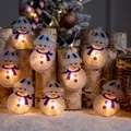 Guirlande lumineuse bonhomme de neige style F de 10 LED et 2,3M pour décor de Noël - Bonhomme de Neige au Chapeau à Rayures Bleues Style F (10 LED / 2.3M)