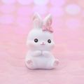 Simpatica statuetta coniglio bianco in resina con fiocco rosa per auto e casa - Mini Ornamento Coniglietto Adorabile