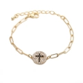 Goldenes Gliederkette-Armband mit Mikro-Pave schwarzen Zirkon Kreuz Anhänger auf Weiß - B0110 Kreuz