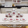 Set da tè in miniatura 15 pezzi in ceramica per casa delle bambole con rose e oro - Rosa Rosa