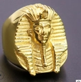 Gold-plated Egyptian Pharaoh ring featuring 3D Tutankhamun relief for men - US 13 / Gold