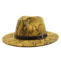 Détail du chapeau fedora serpent avec ceinture en cuir noir et boucle en métal argenté - M (56-58cm) / Jaune