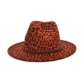 Dettaglio del nastro intrecciato su un cappello fedora di lana arancione maculato - M (56-58cm) / Leopardo Rosso Vino