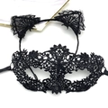 Détail d'un ensemble de serre-tête oreilles de chat et masque en dentelle noire - Serre-tête + Masque Cœur de Fleur