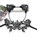 Détail du serre-tête oreilles de chat en dentelle noire et masque papillon de fête - Serre-tête + Petit Masque Papillon