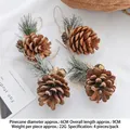 Set de 4 piñas naturales con agujas falsas, cuerda de yute y campanas doradas para DIY - Bolas de Piña Natural de 6cm Con Campanas / Juego de 4