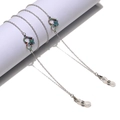 Silberne Brillenkette mit bunten Herzanhängern und Silikonschlaufen für Halt - Herz Schmetterling Bunte Perlen Stil (GL1183) / Silber
