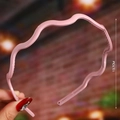 Close-up of pink wavy non-slip headband with size detail of 13.7cm height - Pink (Wave Glossy)