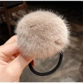 Elastico per capelli con pompon in ecopelliccia color kaki e elastico nero - Kaki