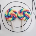 Charm sucette en spirale arc-en-ciel en résine pour coques de téléphone et barrettes - Multicolore N°1